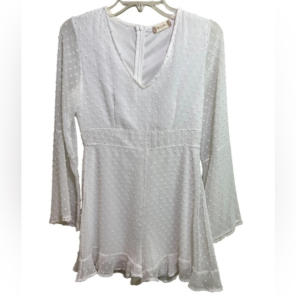 Altar’d State Romper Shorts White Lined Crocheted Trim Small - Picture 1 of 11